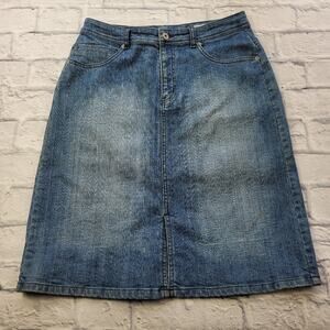 Chicos Platinum Marquis Denim Skirt with Front Vent size 1 (size 8)